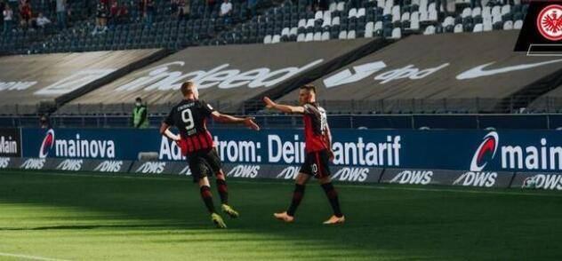  法兰克福客场奏凯，德甲中游球队展现韧性